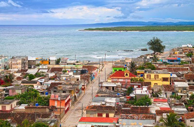 Desde este viernes 10 de abril, la cabecera municipal de Gibara fue declarada en cuarentena. Foto: Cubadebate gibara covid