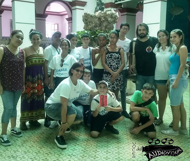 Integrantes del proyecto Cámara Chica “Voces del Audiovisual en Gibara” . Foto: cortesía del proyecto gibara voces1