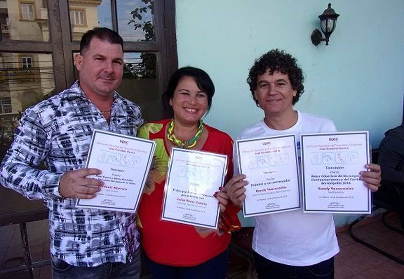 Marrero ha recibido varios premios nacionales en su trayectoria periodística.Fotos: Cortesía del entrevistado vladimir 3