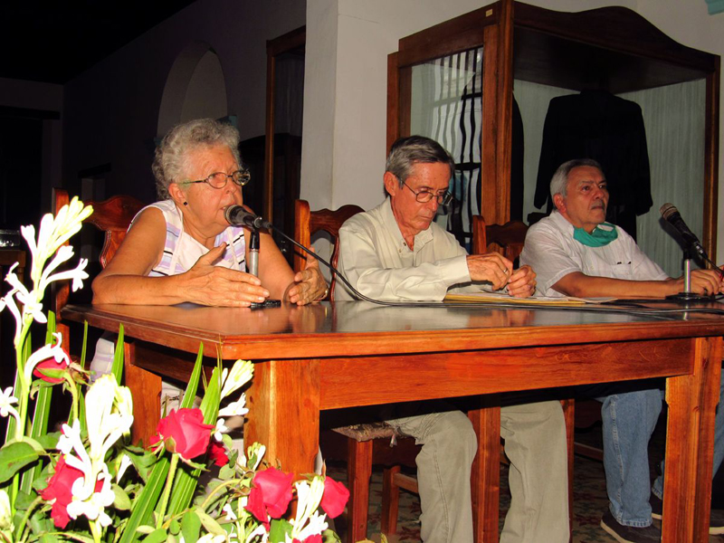 homenajeleal2
