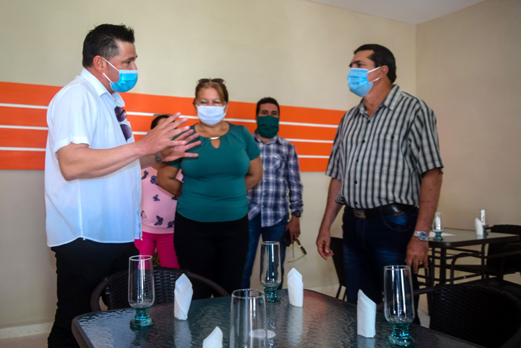 Cafetería Las tejas, en el municipio de Calixto García. HCS obras calixto 3