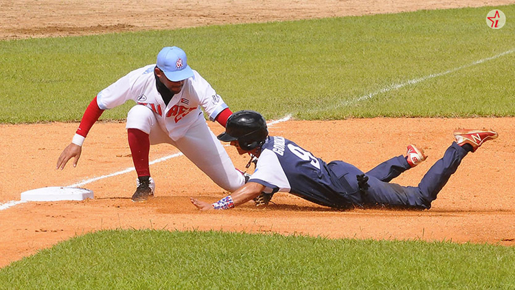 Foto: Alejandro García Sánchez /Invasor beisbolhol 1