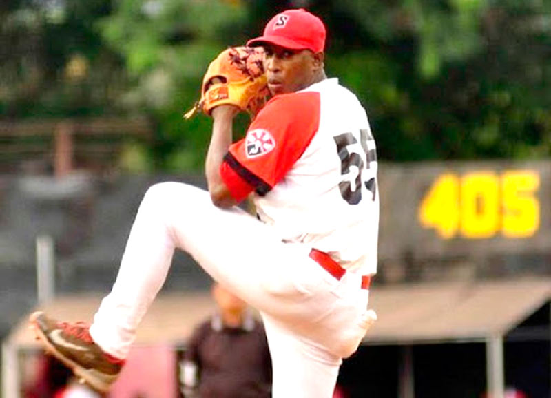 Pitcher Danny Betancourt. Foto: TV Santiago danny betancourt pitcher Stgo