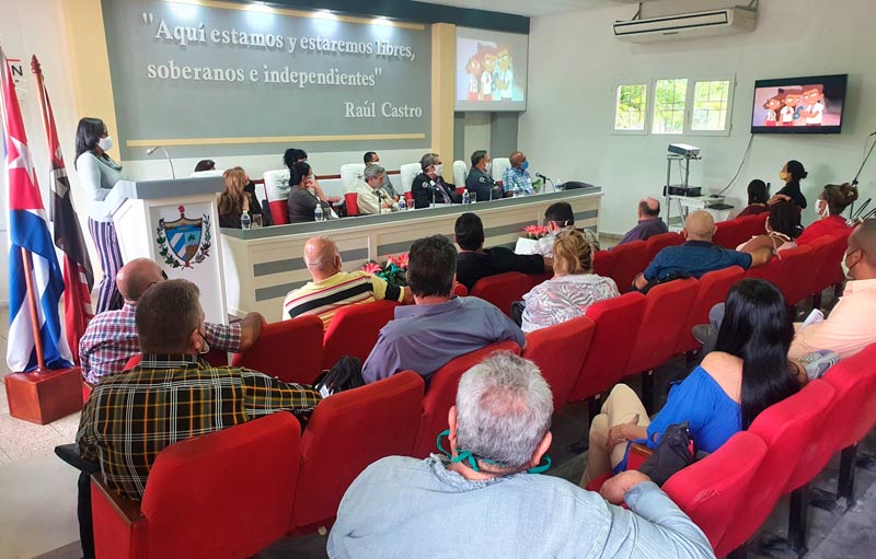 historiadores asamblea CRD 1