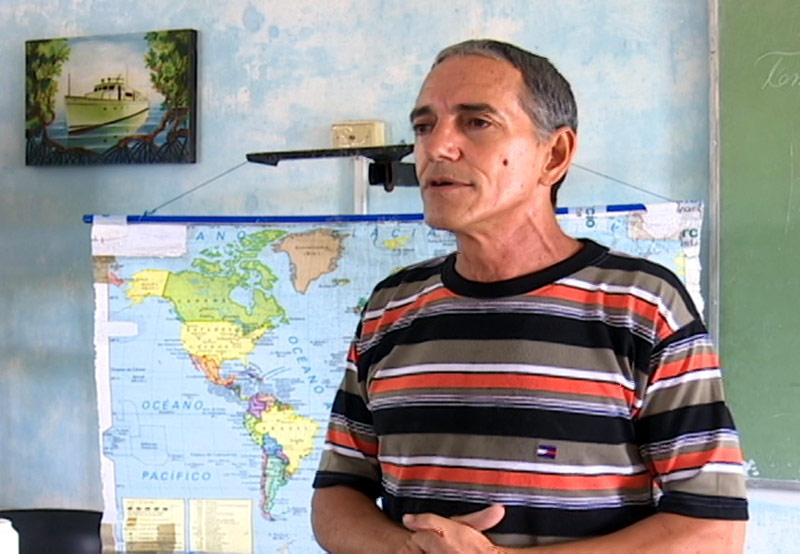 Roberto García fue seleccionado el mejor profesor docente de las instituciones deportivas del país. Foto: Rafael Oramas Roberto Batista profesor deporte