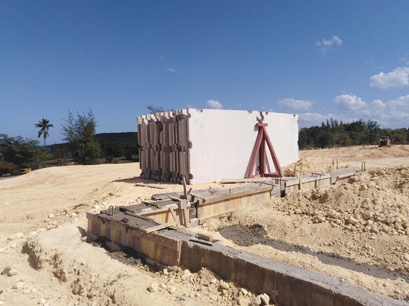 Comenzó la construcción de las bases de Campismo Popular en Holguín. campismo H824