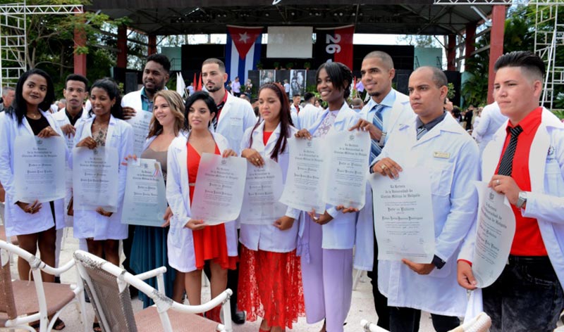 graduacion medicos 4