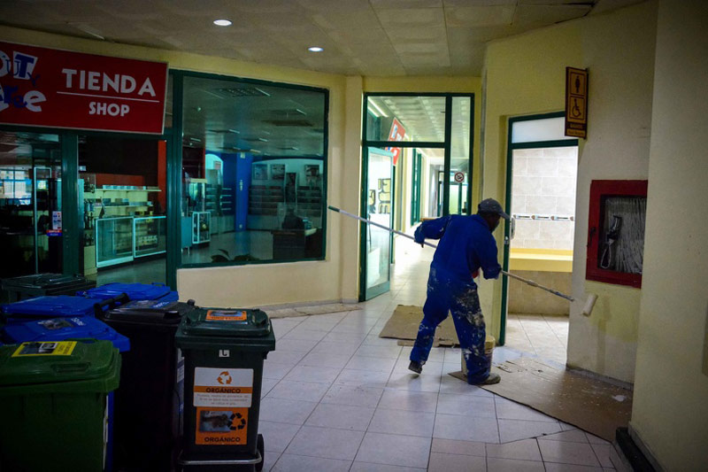Trabajos de mantenimiento en varias áreas de cara al reinicio de sus operaciones aeroportuarias aeropuerto FrankP JPC 5