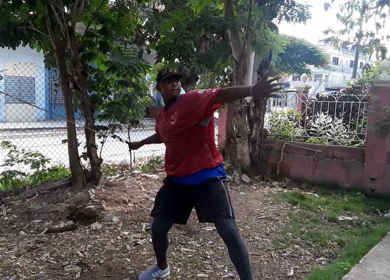 chapman cachorro 01