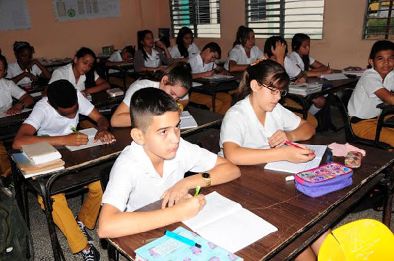 secundaria basica Holguin