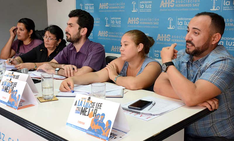 AHS encuentro Hguin Carlos R 1