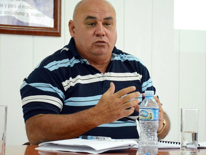José Armando Molina, director de la Empresa de Recuperación de Materias Primas de Holguín. Fotos: Carlos Rafael materiaprimaHH2