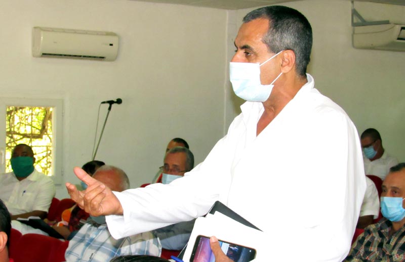 Salud ministro 03