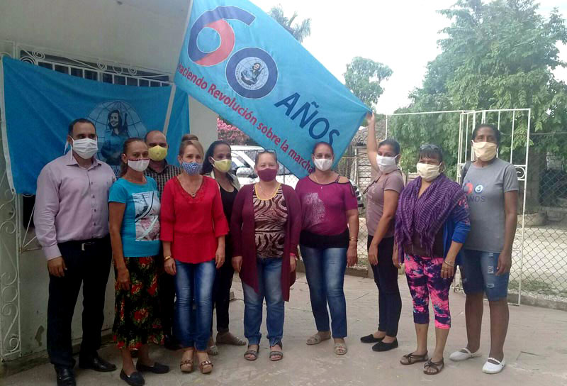 Foto: Perfil de Facebook de la autora fmc bandera fiscalia 1