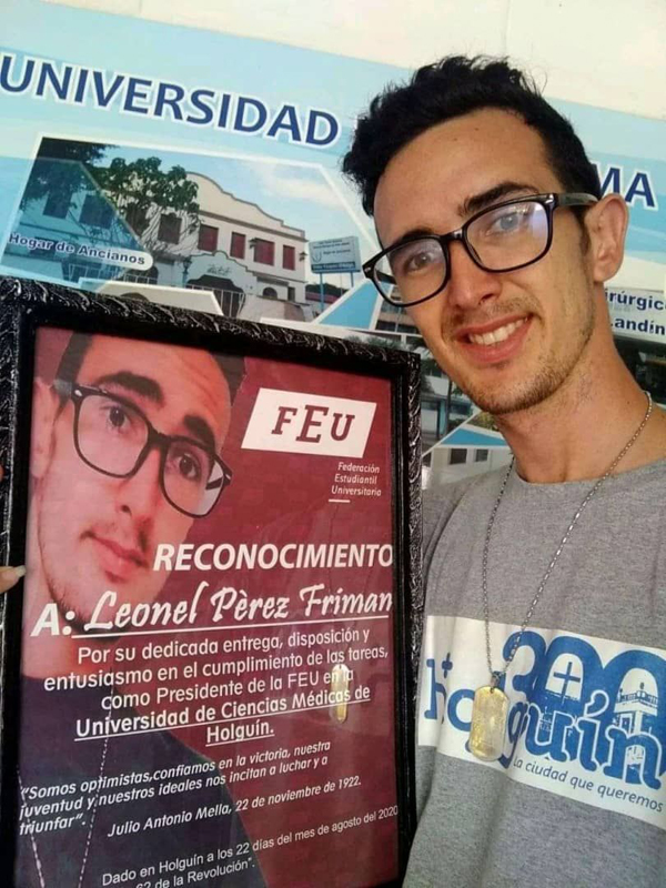 Fotos: Perfil de Facebook de Leonel oclae estudiante 4