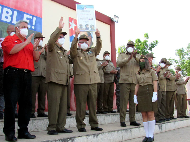 ejército oriental aniversario Entrega Espinosa Ejercito