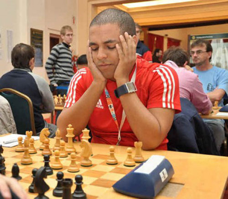 Isam ajedrez