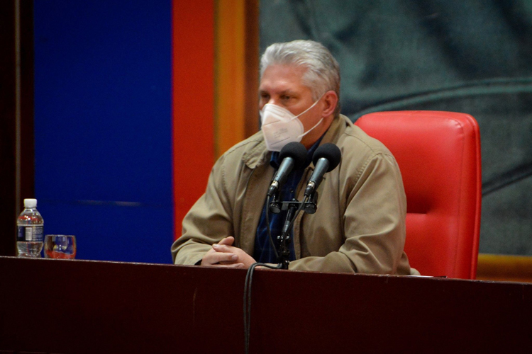 El Presidente dijo que “esta es una provincia que está acostumbrada a superar desafíos, retos, situaciones difíciles y adversidades”. Foto hh05