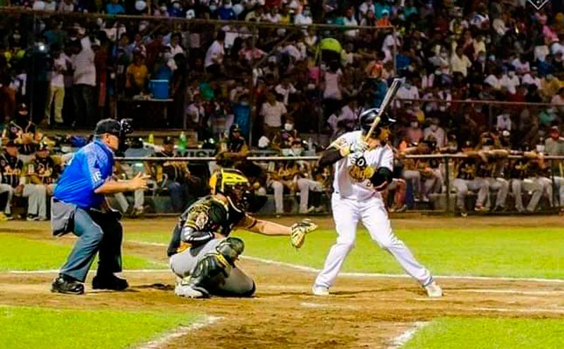 Yunior Paumier liga internac