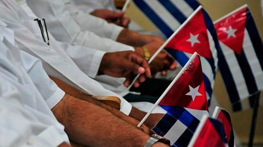 medicos cubanos