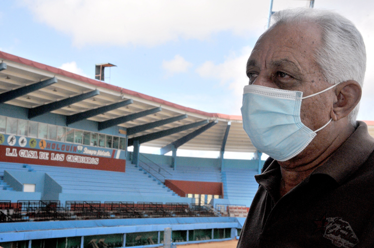 Francisco Martínez: “Cumplimos algunos objetivos a la ofensiva, pero los más importantes, quedaron por debajo”. Foto: Elder Leyva ELA paquito beisbol1