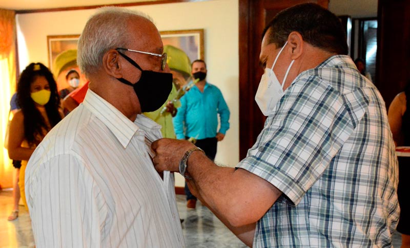 anap condecoraciones CRD 4