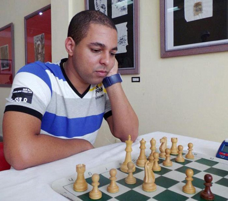 Isam Ortiz