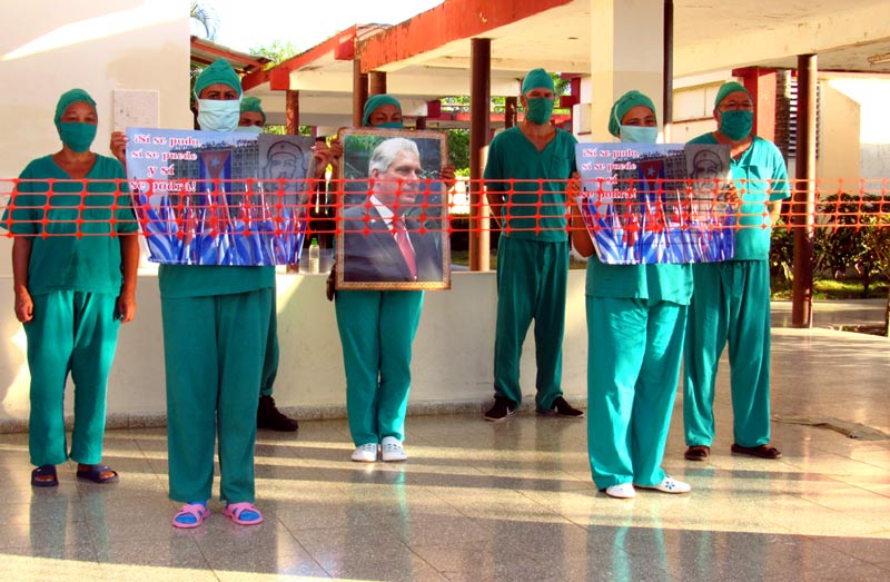 Trabajadores Hospital Militar 01