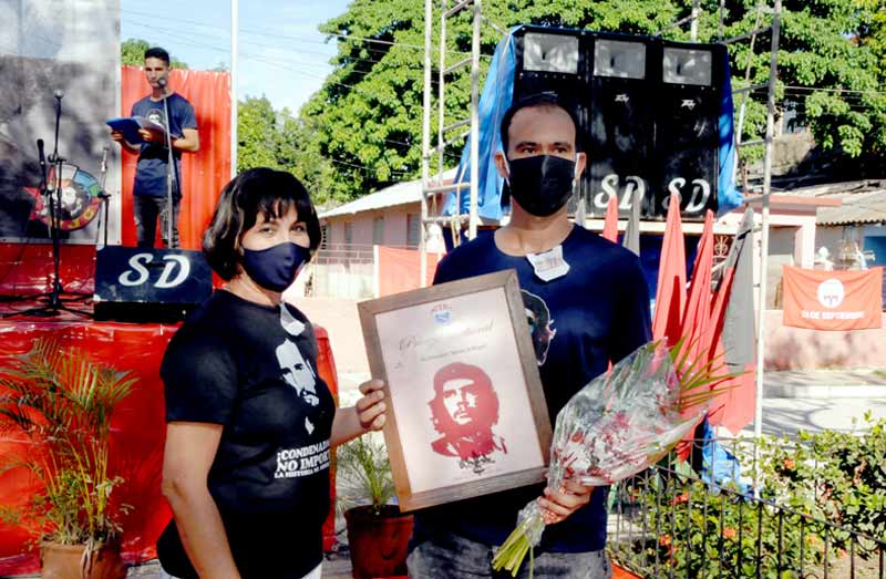 educador dia cacocum ELA 9