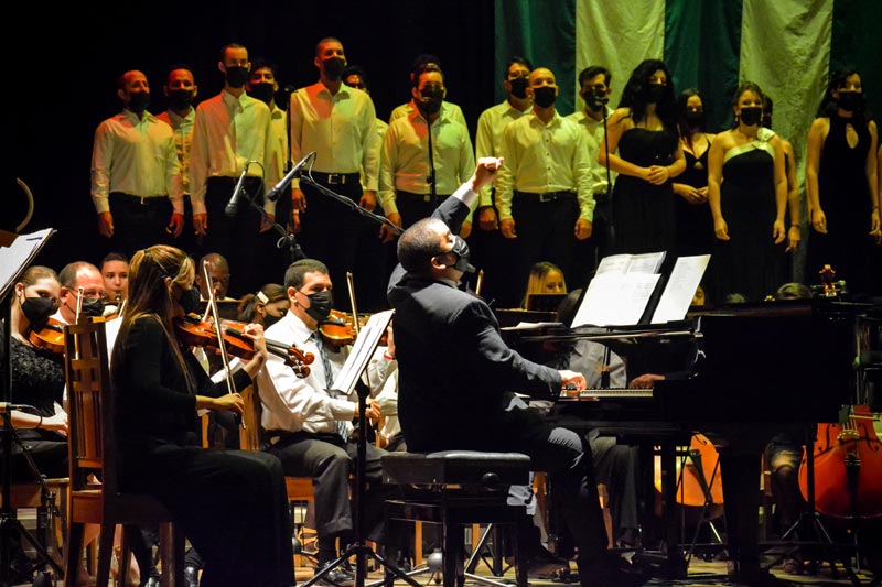 gala revolucion 2