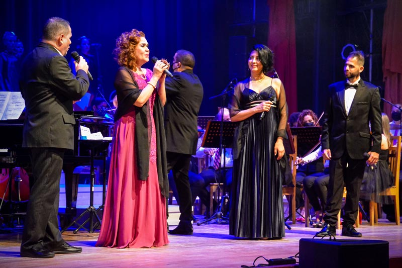gala revolucion 3