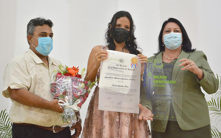 graduacion48 uho24