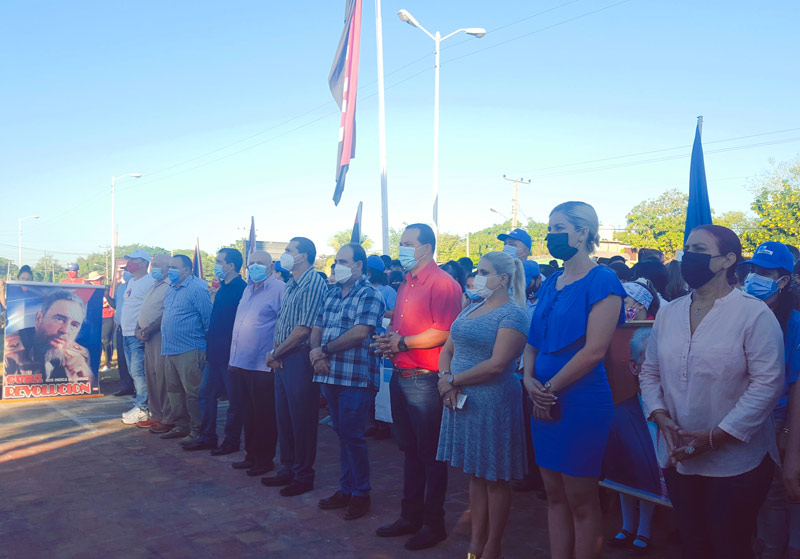 martires seis columnas 03