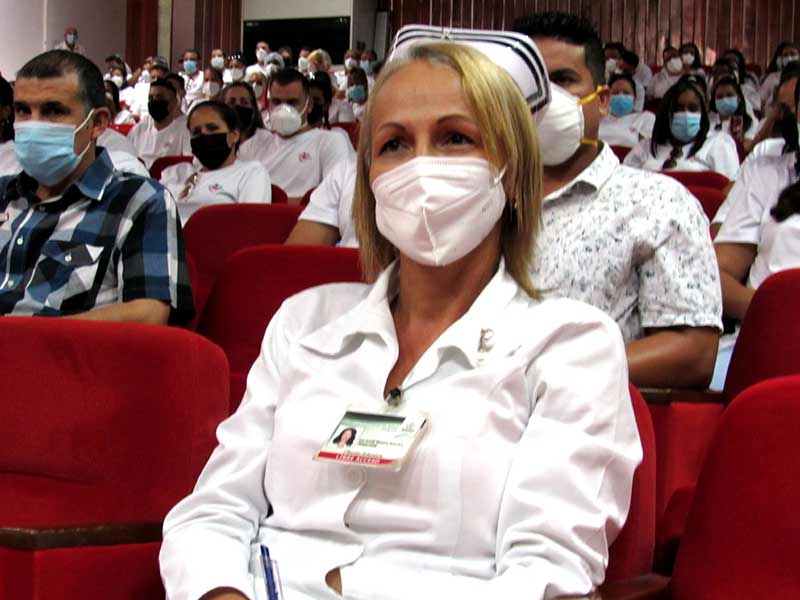 médicos Henry Reeve despedida ATH 8