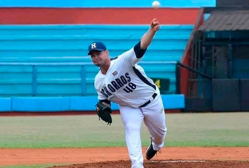 Pelota Luis angel gomez