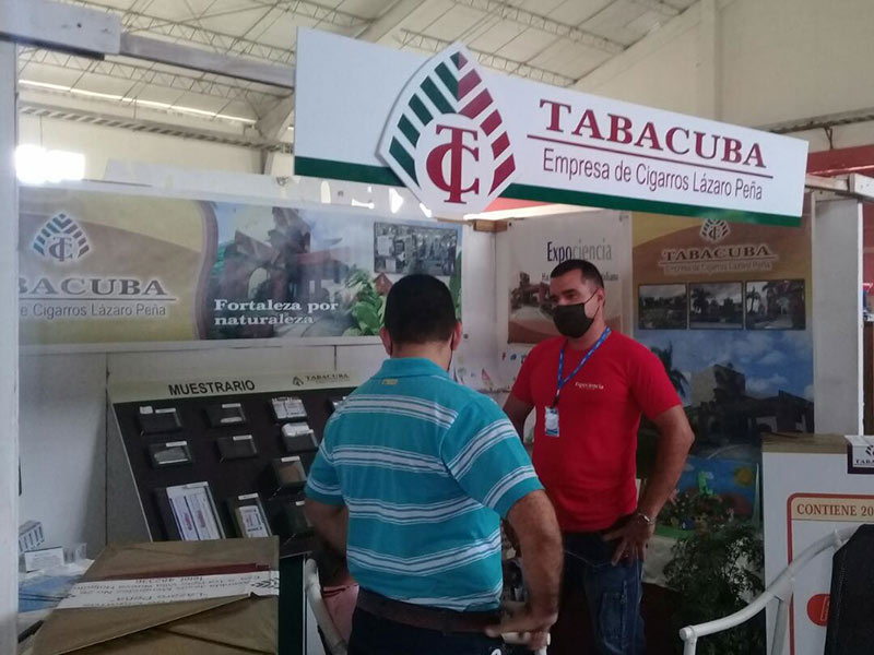 Expociencia Holguín stands 2