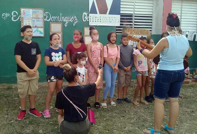 escuela comunidad 01