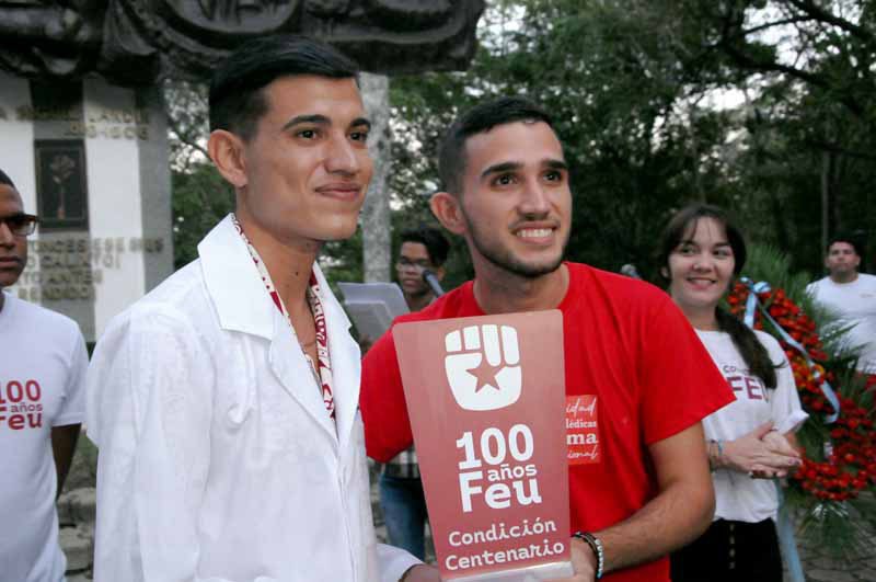 FEU abanderamiento 02