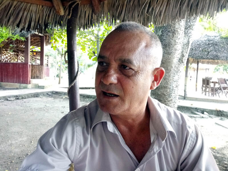 trabajadores avícolas 02