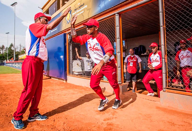 softbolista Luis Raul Dominguez beisbol1