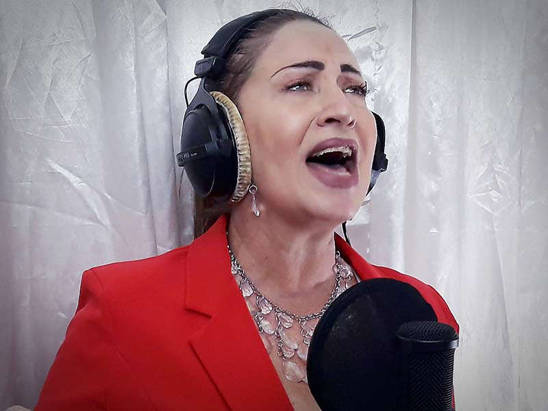 Yhamila 01