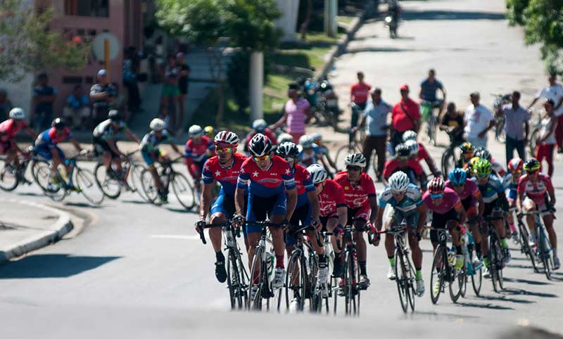 ciclistas vuelta cuba 2