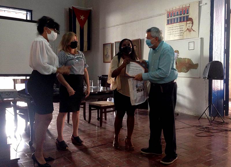 holguín cultura balance 1