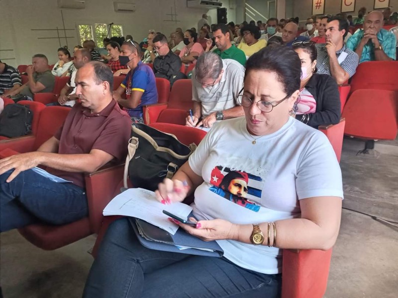 02 Reunion economia mayo 2022