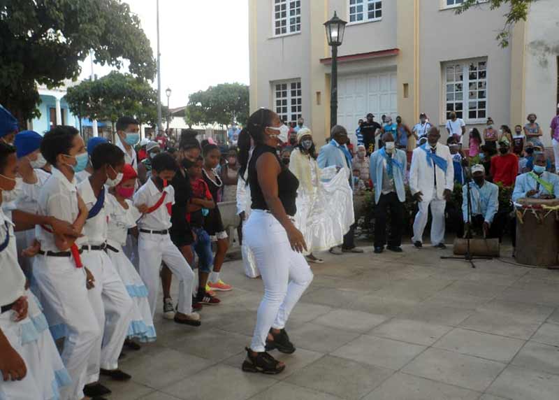 Tumba Francesa Sagua 3