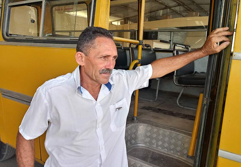chofer ángel carretera 2 