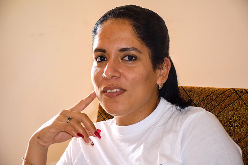 La Defensa Civil en Cuba arriba, este 31 de julio a su aniversario 60, ¡ahora! dialoga con Yurima Mendoza Ramírez, joven que se desempeña en estas filas. Fotos: Heidi Calderón defensa civil yurima HCS 1