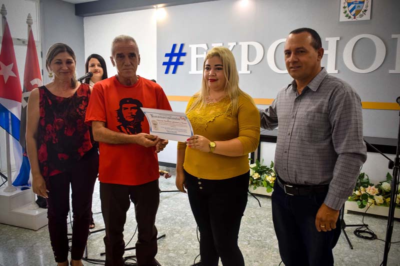 hcs actoAdmonPublica 2