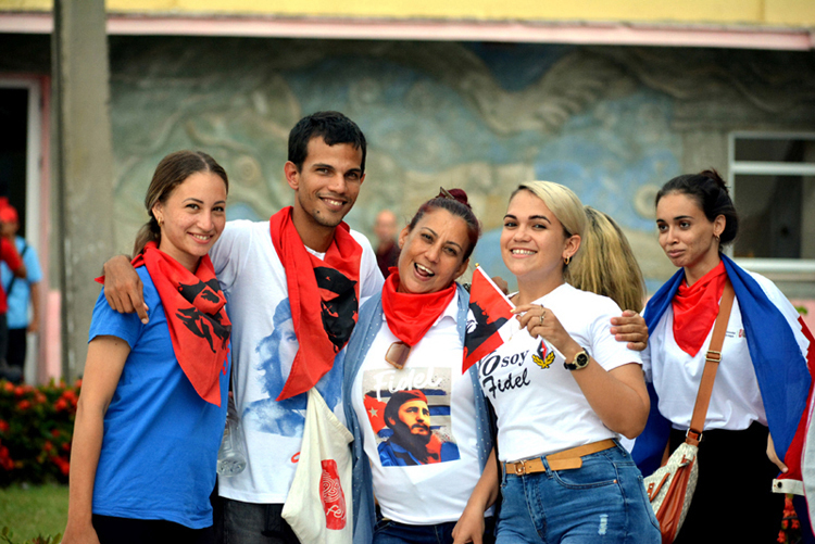 jovenes cuba
