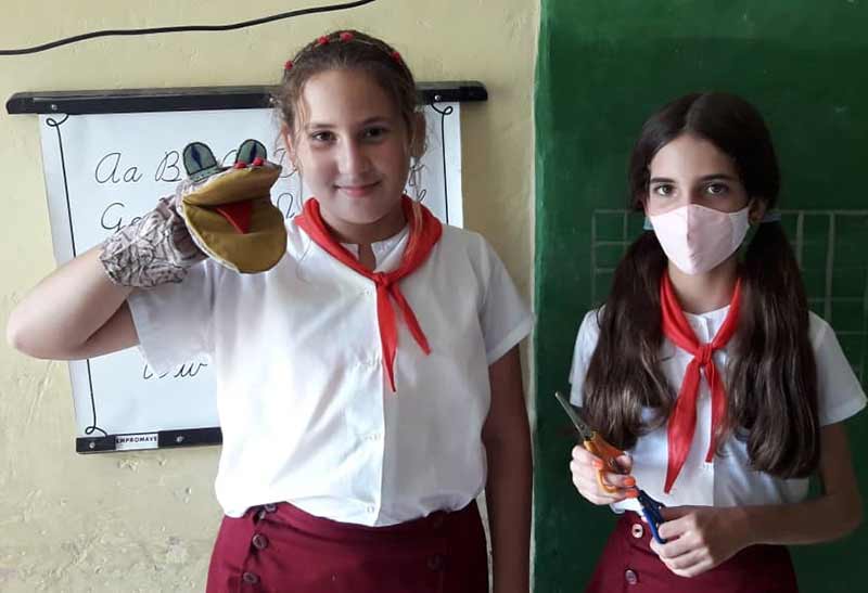 niños títeres 01
